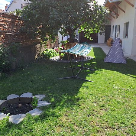 Mirabelka Rakvice Apartment Luaran gambar