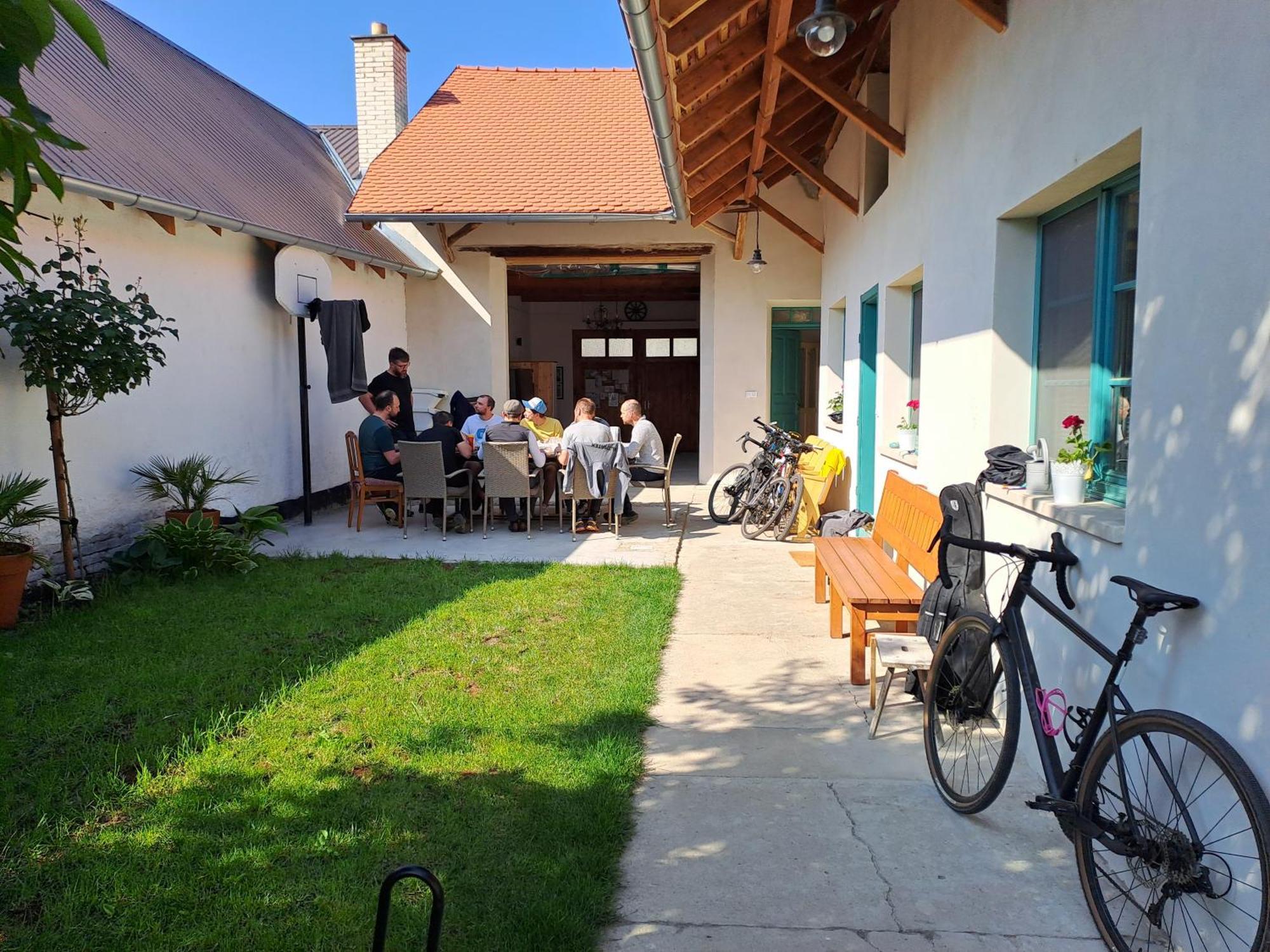 Mirabelka Rakvice Apartment Luaran gambar
